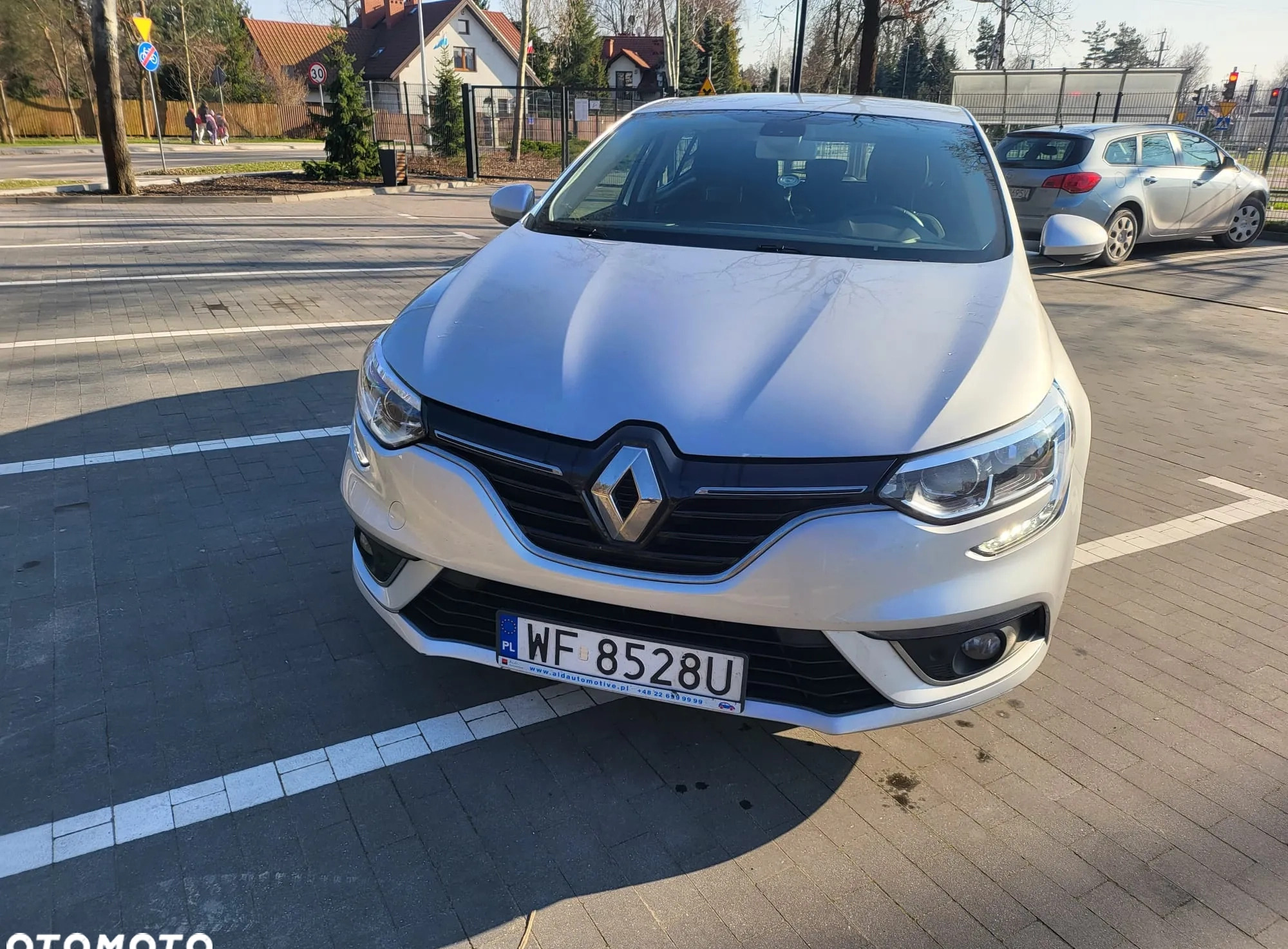 Renault Megane cena 47500 przebieg: 84376, rok produkcji 2020 z Marki małe 596